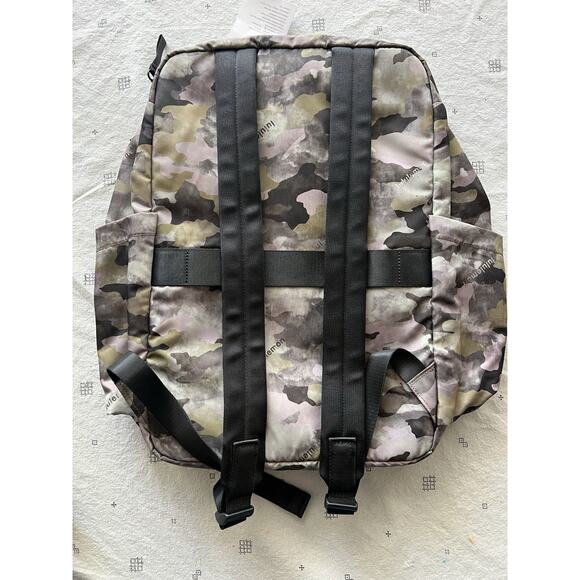 Lululemon Backpack New With Tags Camo Everyday Backpack 2.0 - Picture 5 of 10